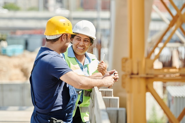 Attracting and Retaining Construction Workers in Today’s Labor Shortage